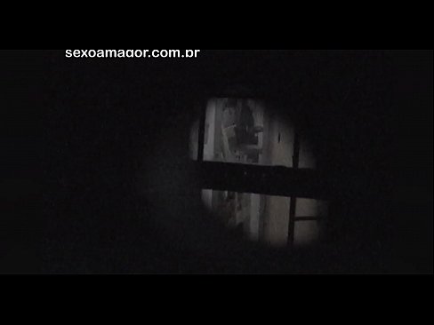 ❤️ Blondie wird heimlich von einem Voyeur aus der Nachbarschaft gefilmt, der sich hinter Hohlblocksteinen versteckt ️ Quality sex bei de.mailkassa.ru